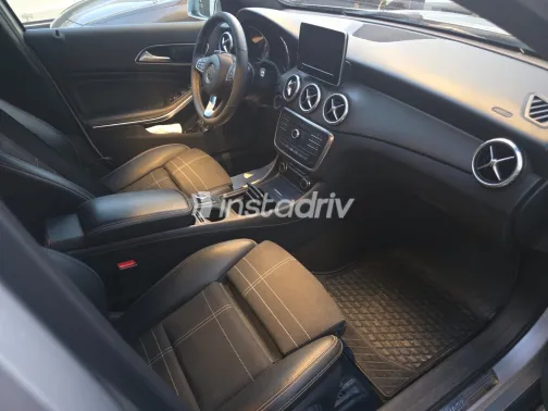 Mercedes GLA 200 2017 Silver Used for Sale - 2