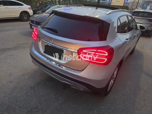 Mercedes GLA 200 2017 Silver Used for Sale - 6
