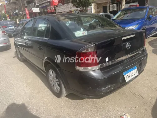Opel Vectra 2007 White Used for Sale - 9