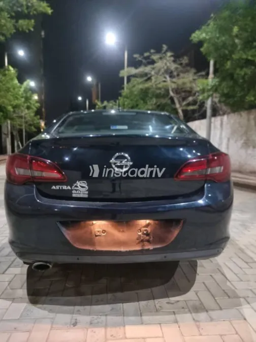 Opel Astra 2019 Green Used for Sale - 7