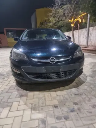 Opel Astra 2019 Green Used for Sale