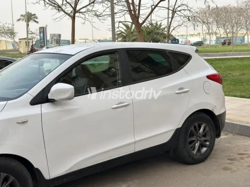 Hyundai IX 35 2016 White Used for Sale - 2