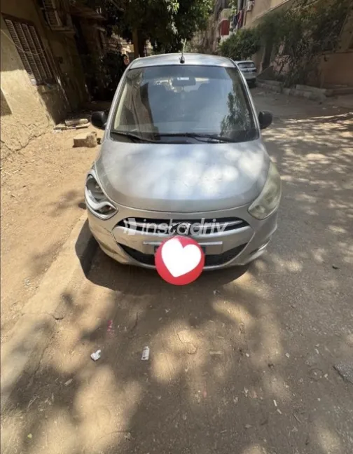 Hyundai I10 2015 Silver Used for Sale - 1