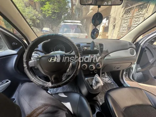 Hyundai I10 2015 Silver Used for Sale - 4