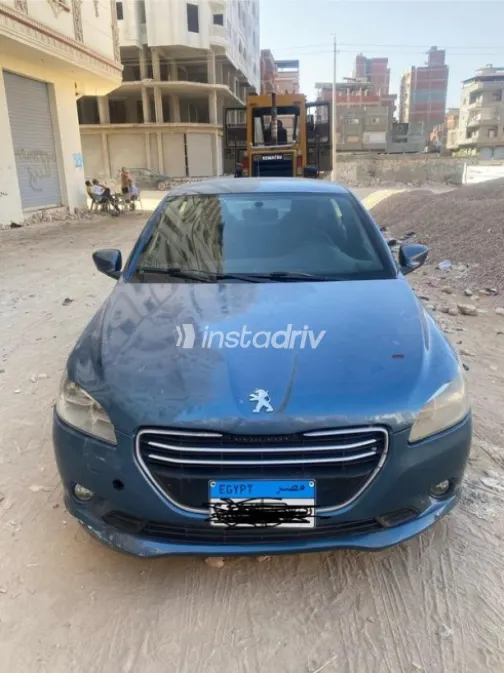 بيجو 301 2014 أزرق غامق مستعملة للبيع - 7