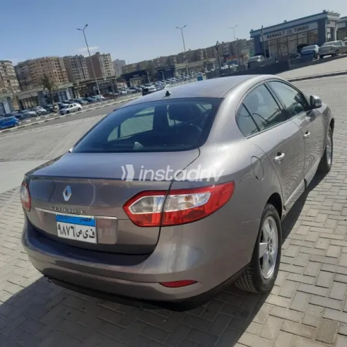 Renault Fluence 2011 Gray Used for Sale - 3
