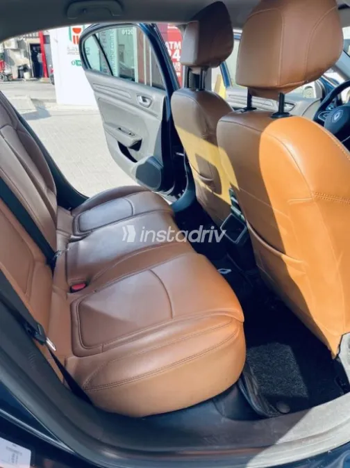 رينو ميجان 2021 أبيض مستعملة للبيع - 2