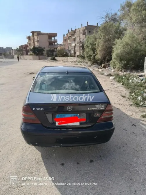 Mercedes C 180 2003 Dark Blue Used for Sale - 2