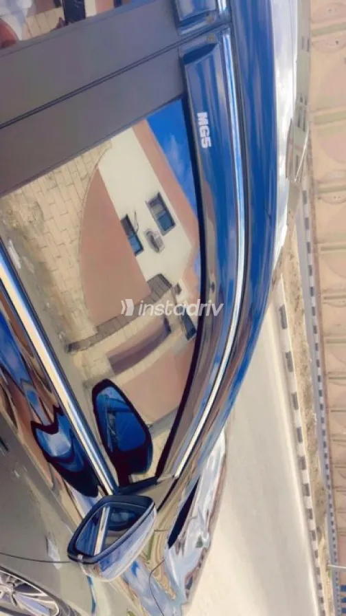 ام جى 5 2025 أبيض مستعملة للبيع - 4