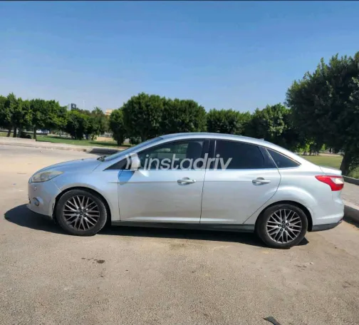 Ford Focus 2014 Silver Used for Sale - 3