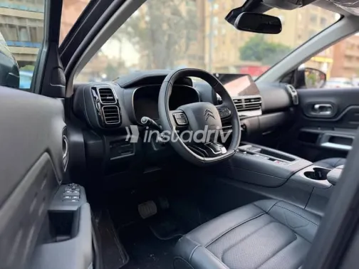 سيتروين C5 2026 رمادي مستعملة للبيع - 5