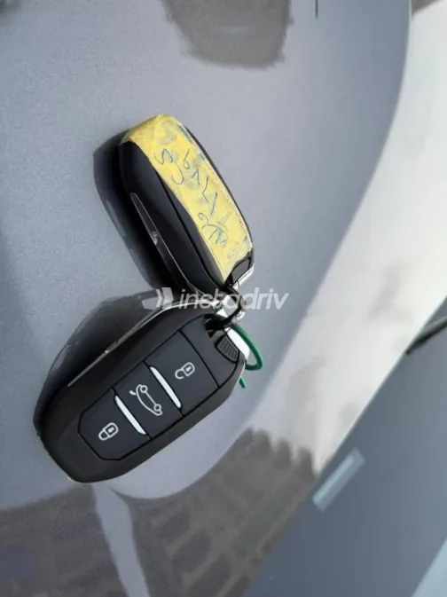 سيتروين C5 2026 رمادي مستعملة للبيع - 8