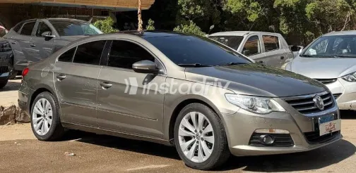 Volkswagen Passat 2010 Gold Used for Sale - 4
