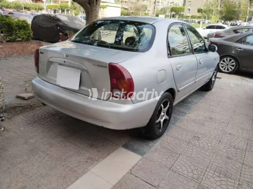 دايو لانوس 2005 فضي مستعملة للبيع - 8