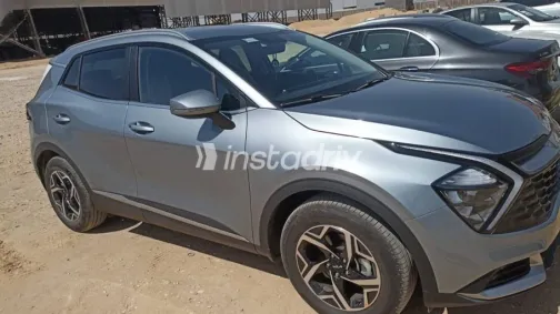 Kia Sportage 2024 Gray Used for Sale - 5