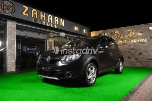Renault Sandero Step Way 2017 Black Used for Sale - 2