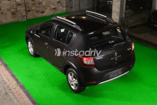 Renault Sandero Step Way 2017 Black Used for Sale - 5