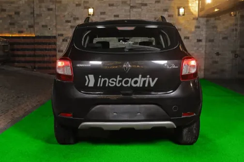 Renault Sandero Step Way 2017 Black Used for Sale - 8