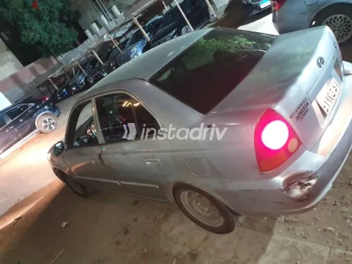 Hyundai Verna 2017 Gray Used for Sale - 6