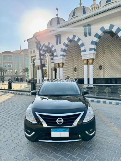 Nissan Sunny 2022 Black Used for Sale - 3