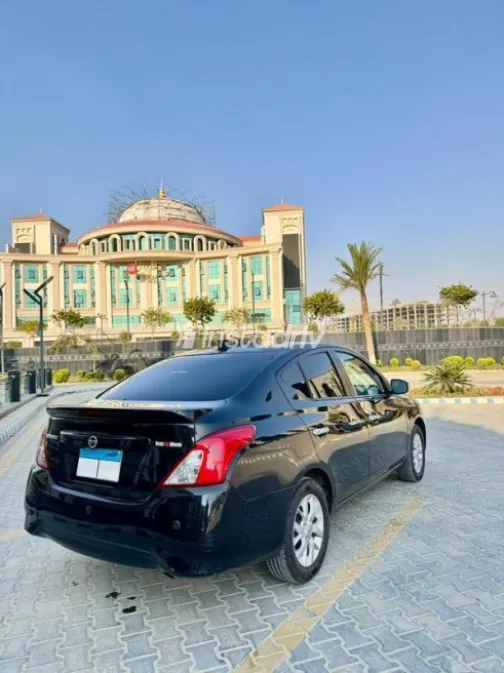 Nissan Sunny 2022 Black Used for Sale - 4