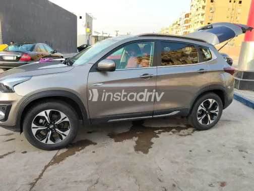شيرى تيجو 7 2025 ذهبي مستعملة للبيع - 6