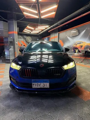 سكودا اوكتافيا 2022 أسود مستعملة للبيع