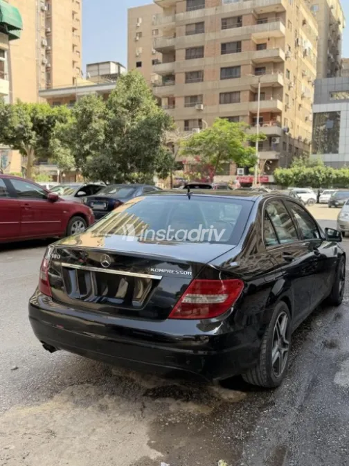 Mercedes C 180 2012 Black Used for Sale - 4