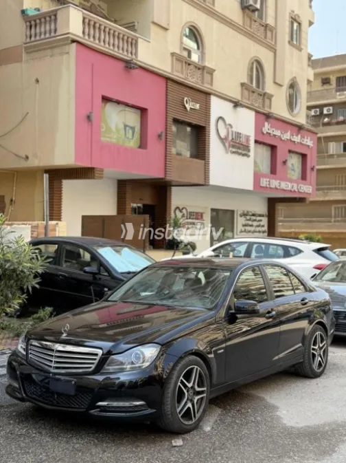 Mercedes C 180 2012 Black Used for Sale - 5