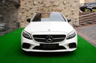 Mercedes C 180 2019 White Used for Sale