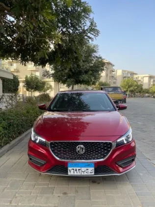 ام جى 6 2025 أحمر مستعملة للبيع