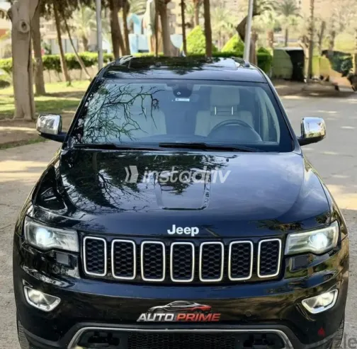 Jeep Grand Cherokee 2019 Black Used for Sale - 1