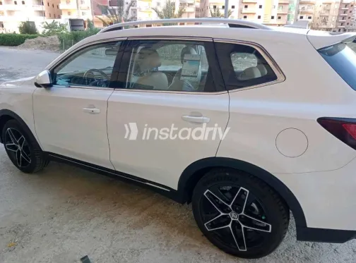ام جى ار اكس 5 2024 أبيض مستعملة للبيع - 6
