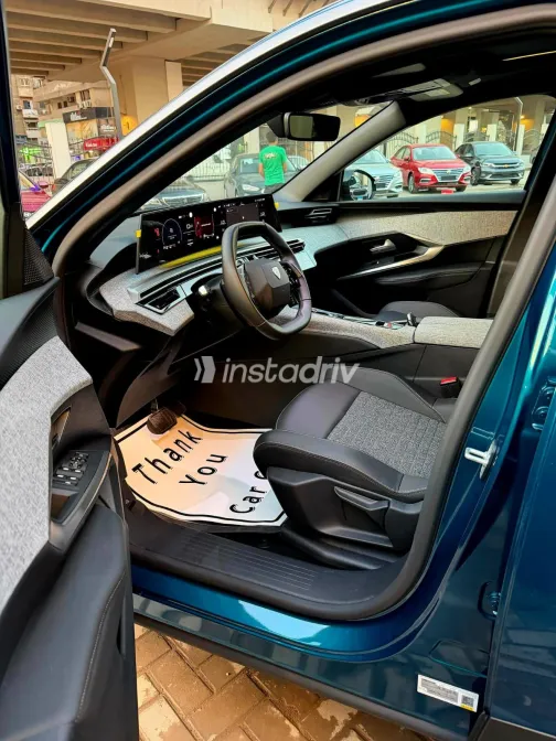 Peugeot 3008 2026 Blue Used for Sale - 2