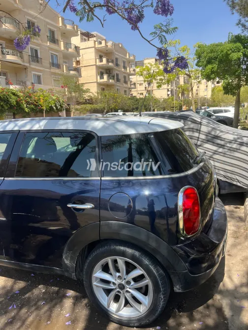 Mini Clubman 2011 White Used for Sale - 3