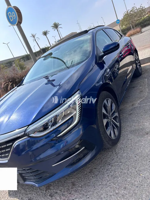 Renault Megane 2022 Blue Used for Sale - 3