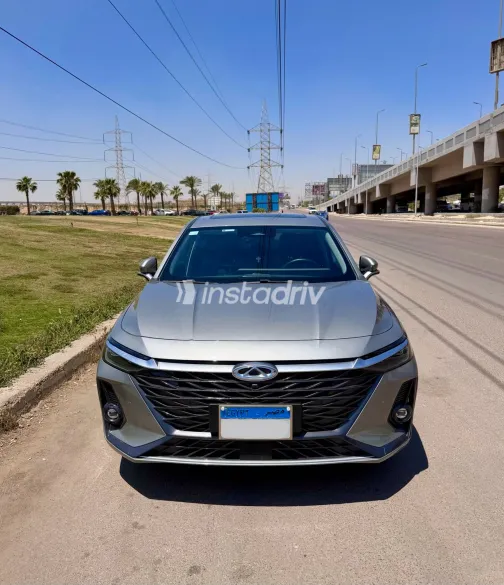 شيرى اريزو 8 2026 رمادي مستعملة للبيع - 6