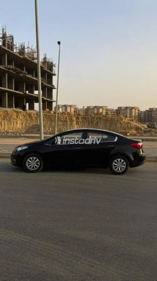 Kia Cerato 2013 Black Used for Sale - 1