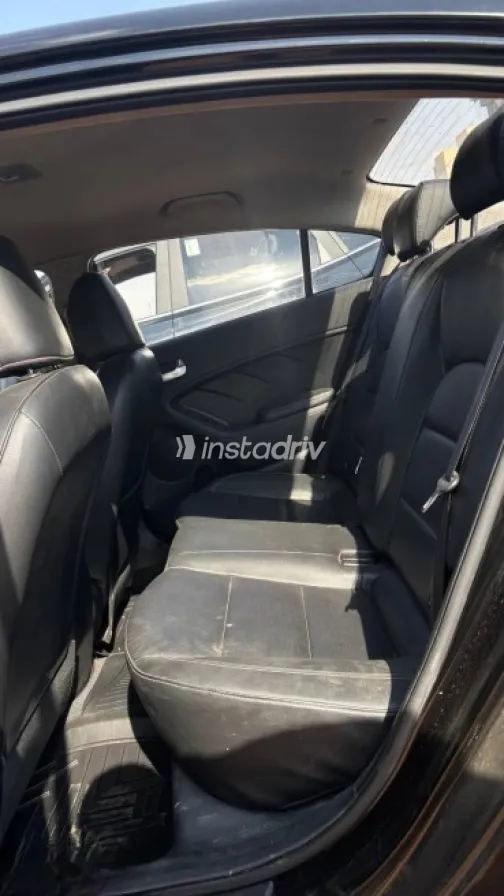 Kia Cerato 2013 Black Used for Sale - 6
