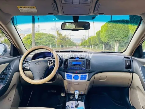 Hyundai Elantra 2008 Beige Used for Sale - 8