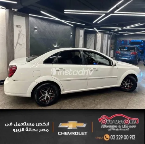 Chevrolet Optra 2014 White Used for Sale - 8