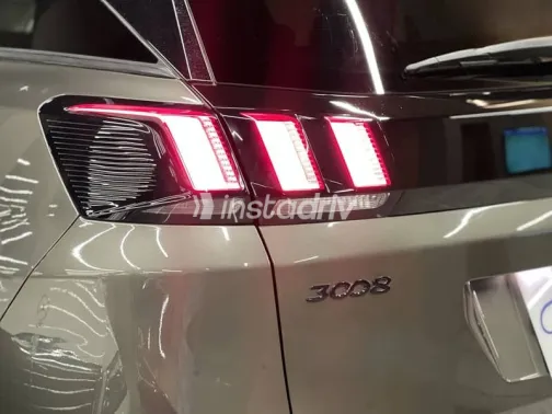 بيجو 3008 2019 ذهبي مستعملة للبيع - 9