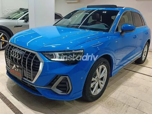 Audi Q3 2020 Dark Blue Used for Sale - 4