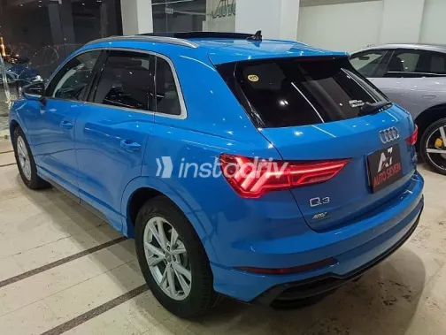 Audi Q3 2020 Dark Blue Used for Sale - 10