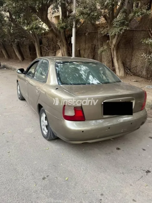 Daewoo Nubira 1998 Gold Used for Sale - 3