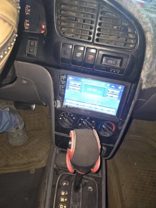 Kia Spectra 2004 White Used for Sale - 7
