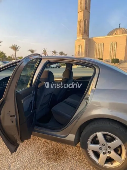 Peugeot 407 2007 Gold Used for Sale - 4