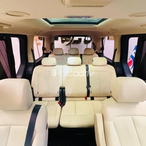 Hyundai Staria 2025 White Used for Sale - 9