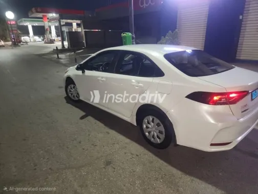 Toyota Corolla 2022 White Used for Sale - 3