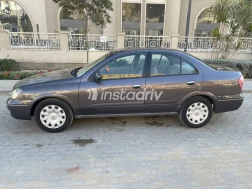 Nissan Sunny 2015 Gray Used for Sale - 2